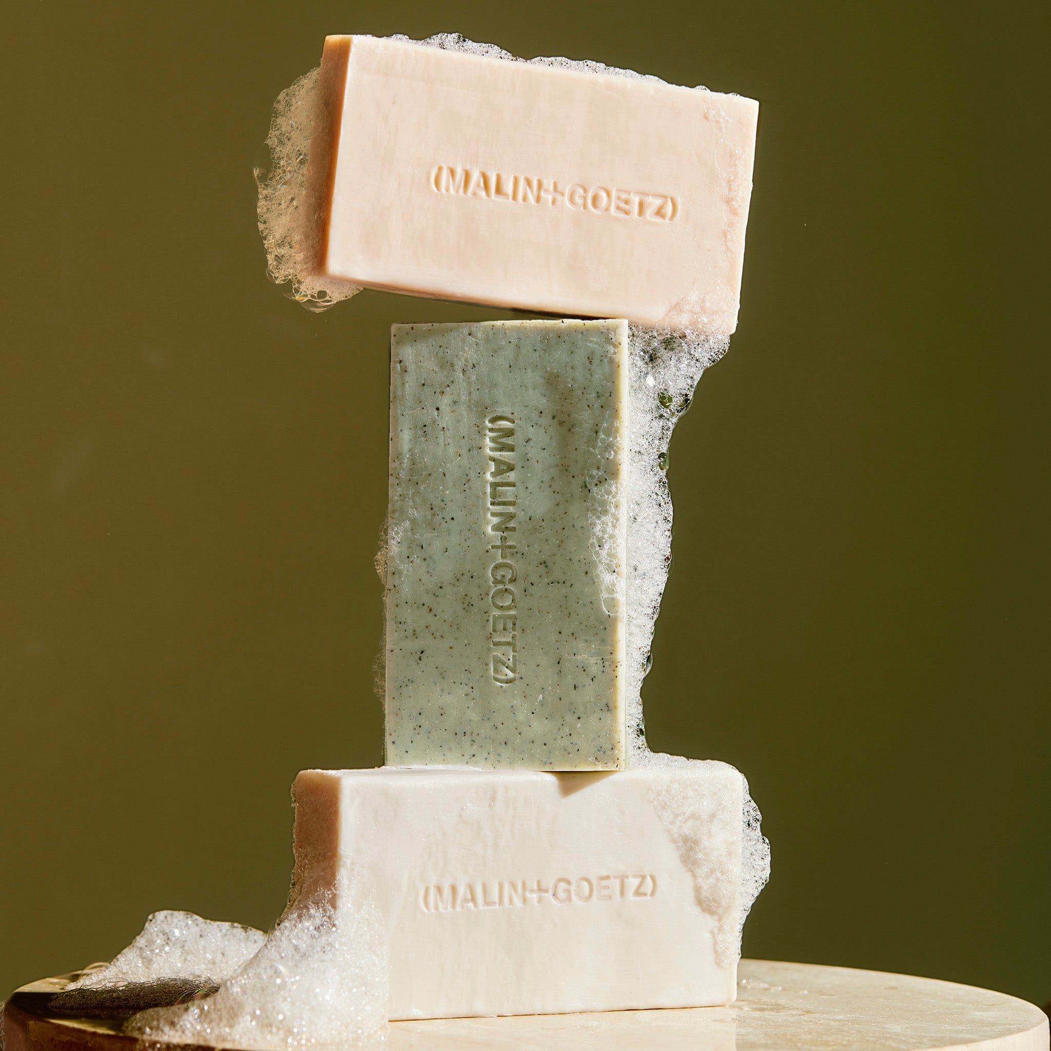 MANDELIC EXFOLIATING BAR - EUCALYPTUS