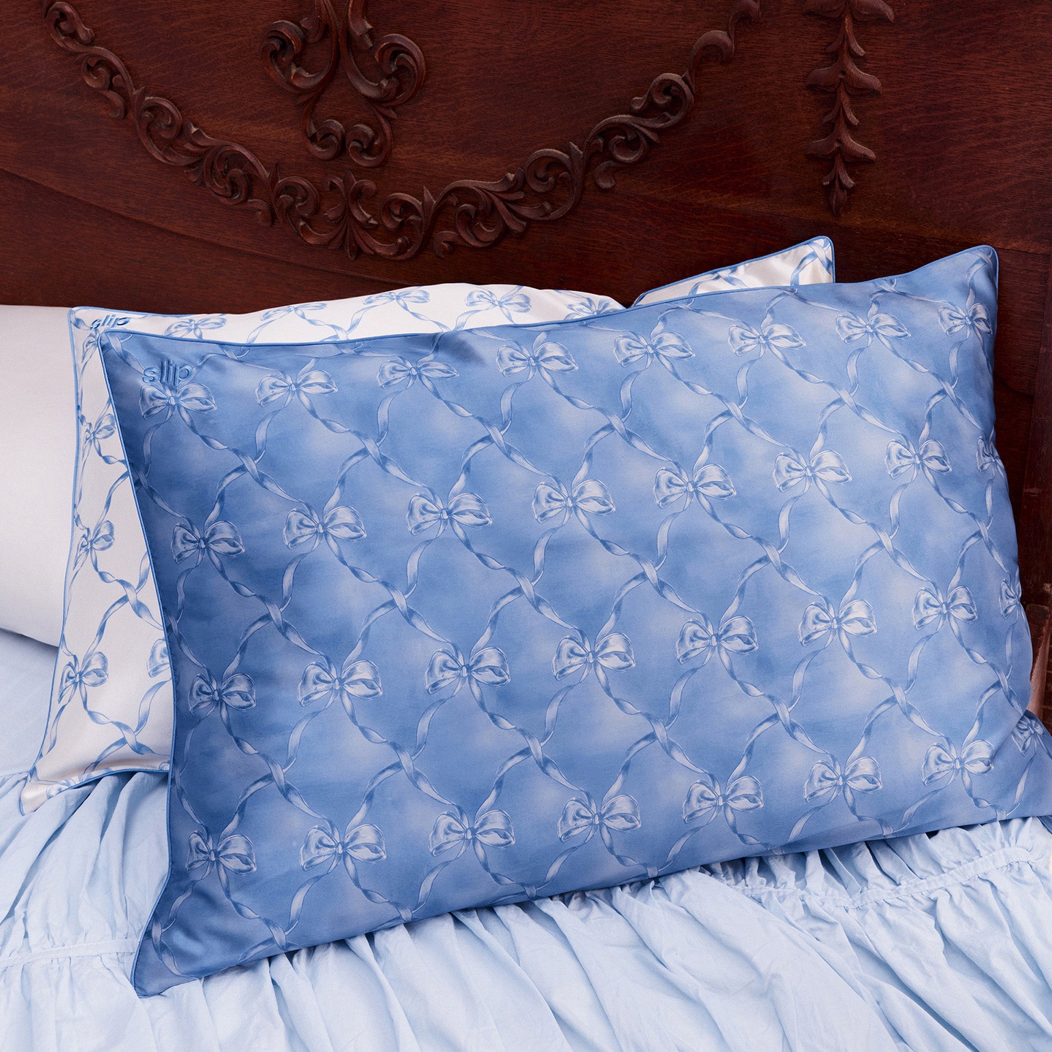QUEEN ZIPPERED PILLOWCASE - BLUEBELLE